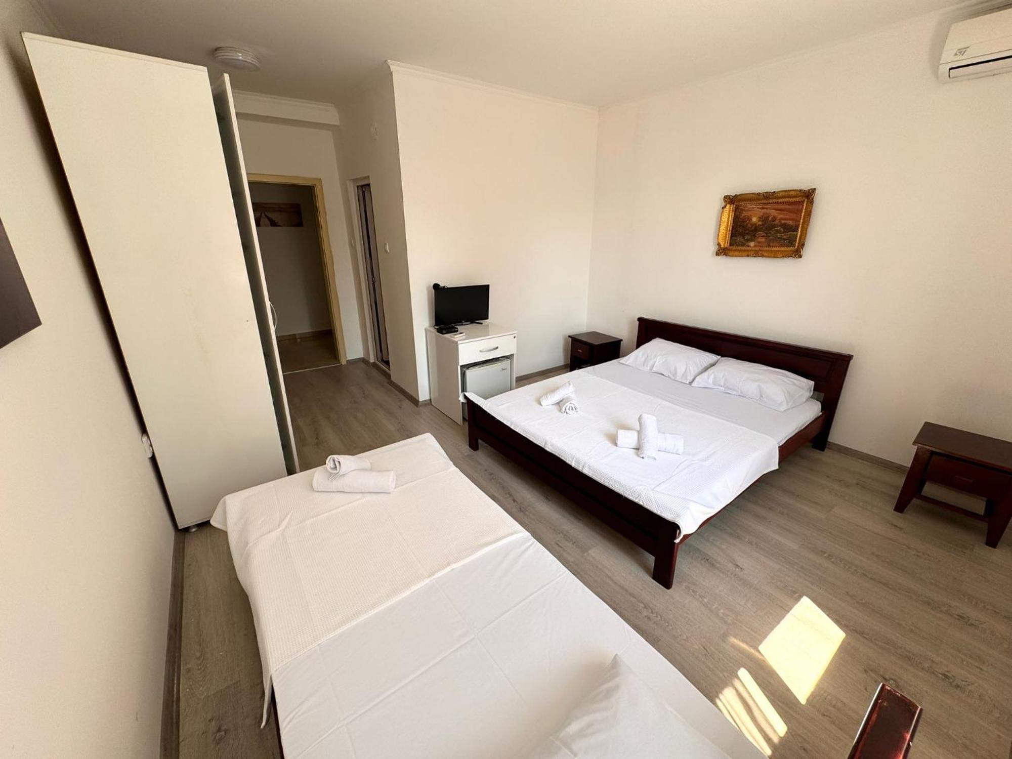 Hotel Istanbul Skopje Ngoại thất bức ảnh